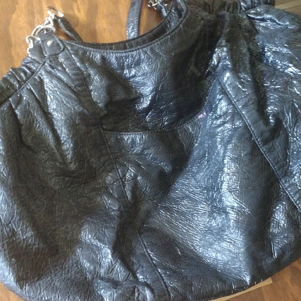 Bisou Bisou Black Shoulder Bag with Textured Finish